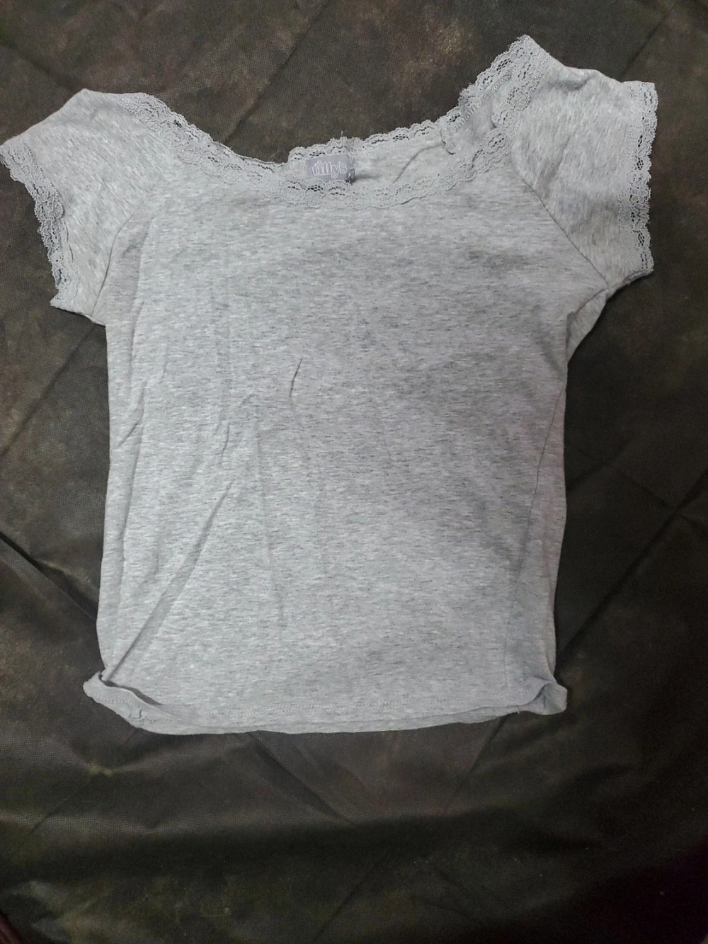 Tilly's Light Heather Gray Lace-Trim Short Sleeve Tee